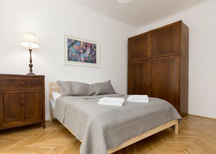 Powiśle 2-Bedroom Apartments